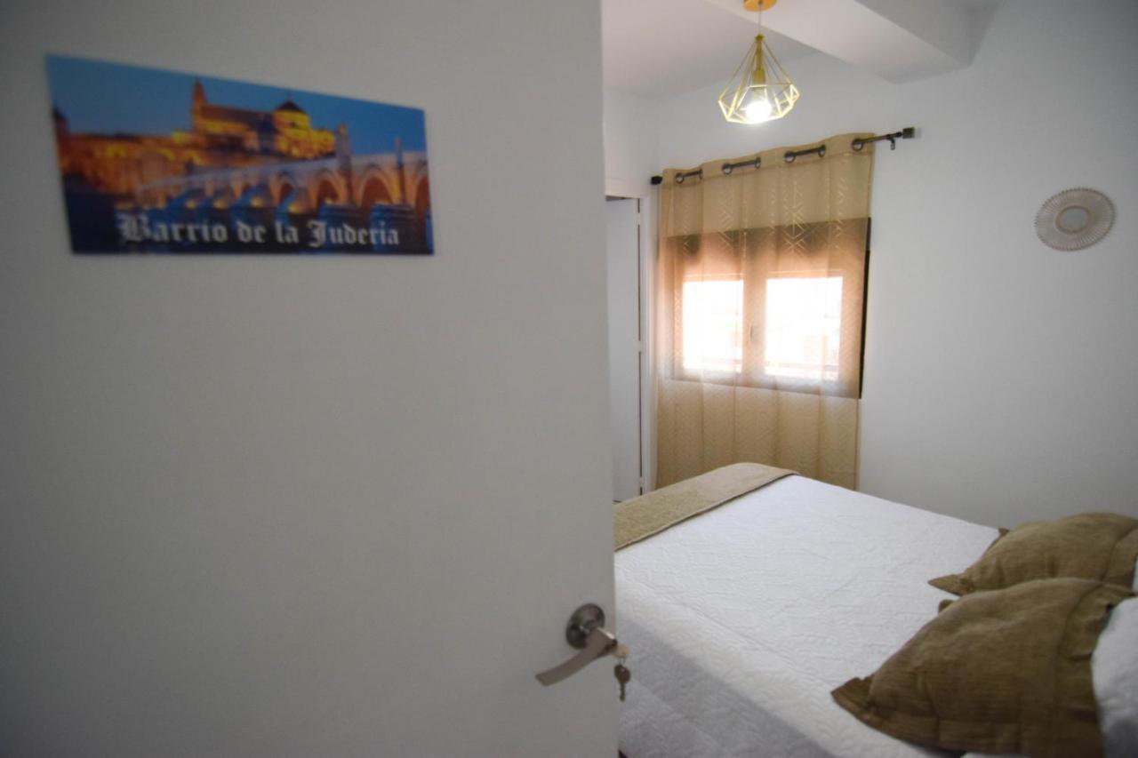 Atico Aguayos Con Parking Gratis Apartment กอร์โดบา ภายนอก รูปภาพ