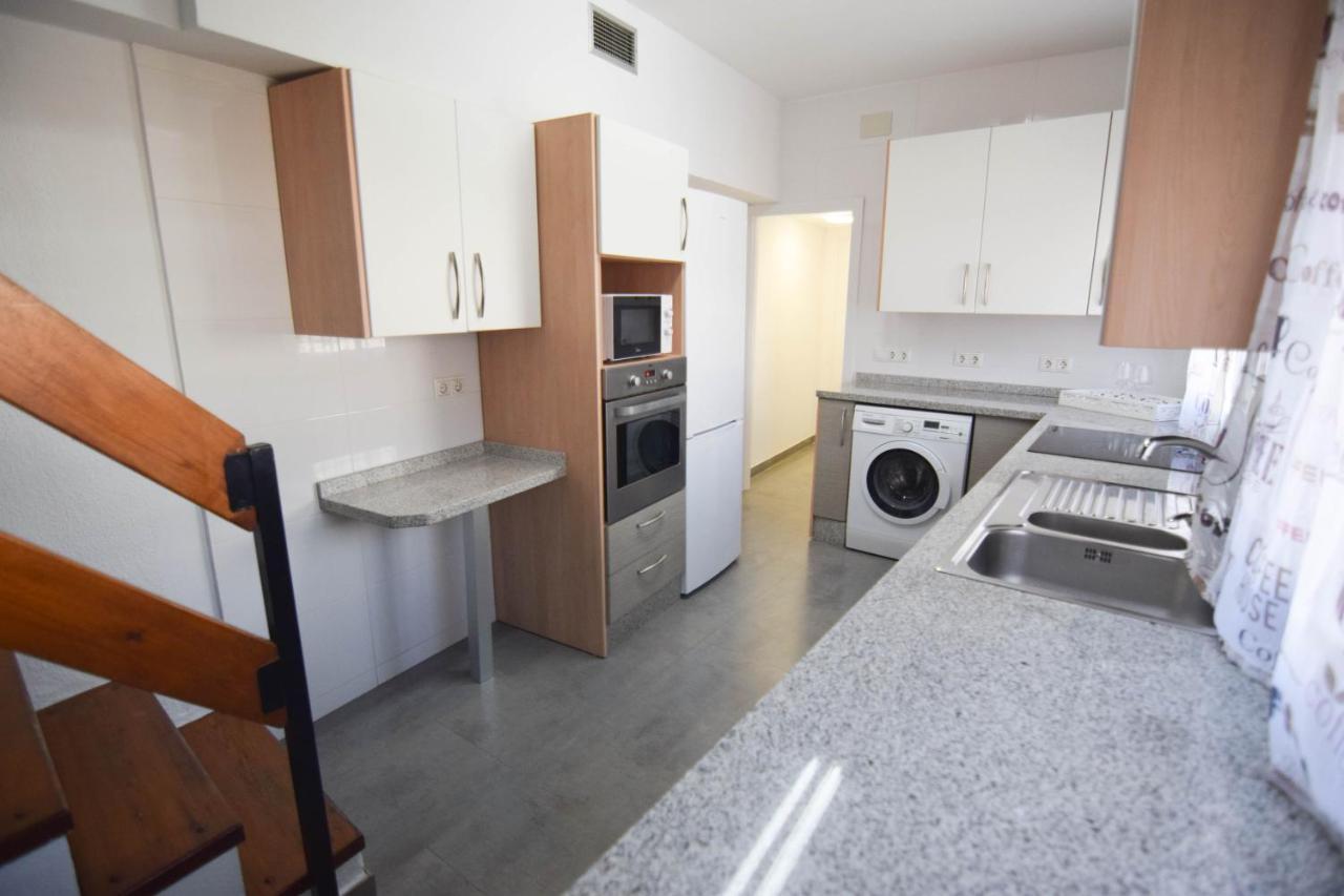 Atico Aguayos Con Parking Gratis Apartment กอร์โดบา ภายนอก รูปภาพ